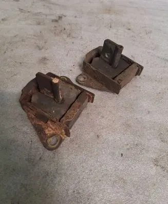 Renault Espace II Gearbox mount 