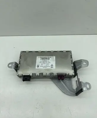 Mercedes-Benz CLS C218 X218 Antenna control unit A1669003407