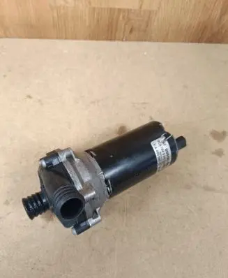 Mercedes-Benz SL AMG R231 Electric auxiliary coolant/water pump A0005000386
