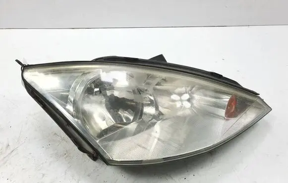 Ford Focus Headlight/headlamp 2M51-13100-BD