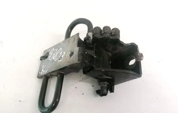 Audi A6 S6 C6 4F Rear door lower hinge 8E0833412