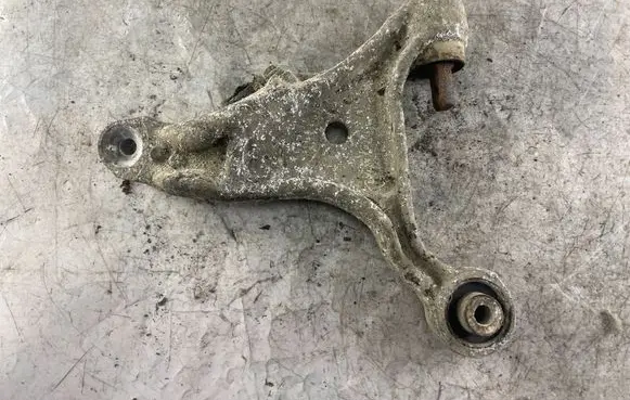 Volvo S60 Front lower control arm/wishbone