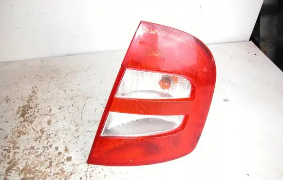 Skoda Fabia Mk1 (6Y) Rear/tail lights