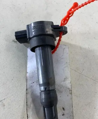 High voltage ignition coil