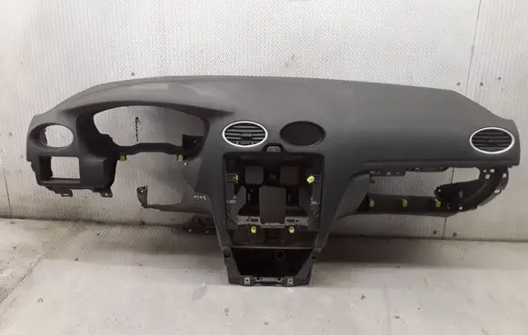 Ford Focus Dashboard 4M51A04320AA