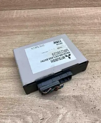 Mitsubishi Carisma Comfort/convenience module MR238029 0007338