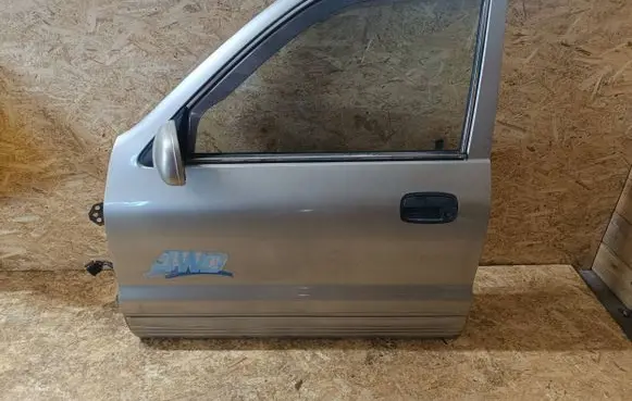 KIA Sportage Front door