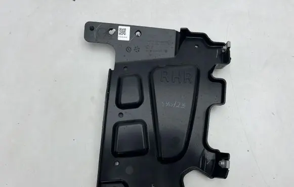 Ford Escort Rear arch fender liner splash guards N1WB-16L558-E