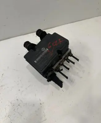 Volkswagen Caddy ABS Pump 1K0907379N 00005793 10097003133