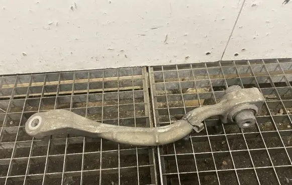 Mercedes-Benz CLS C218 X218 Front lower control arm/wishbone A21803 21803