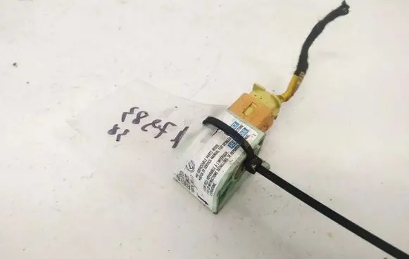 Fiat Stilo Airbag deployment crash/impact sensor 46805521 5WK43092