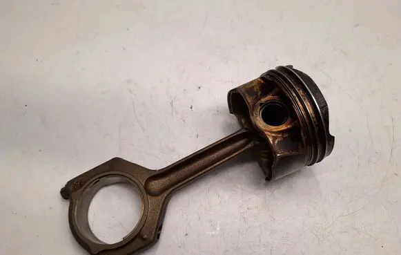 BMW X5 F15 Piston with connecting rod 11258619196 11257645958 11257624409