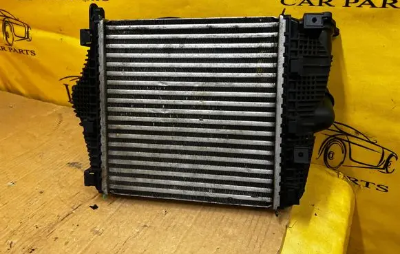 Audi SQ7 Intercooler radiator 8E4153100 4M0145803B