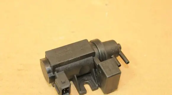 BMW X5 E53 Turbo solenoid valve 7796634