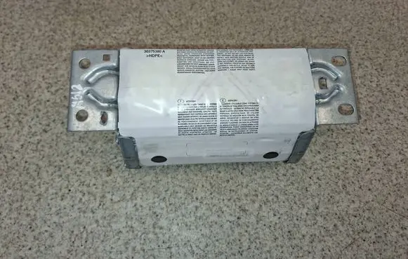 BMW X1 E84 Passenger airbag 39920437802P 1040364790000 09B3105B1848X