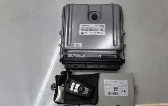 BMW 5 F10 F11 Engine ECU kit and lock set 8513169 0281017635 9257038