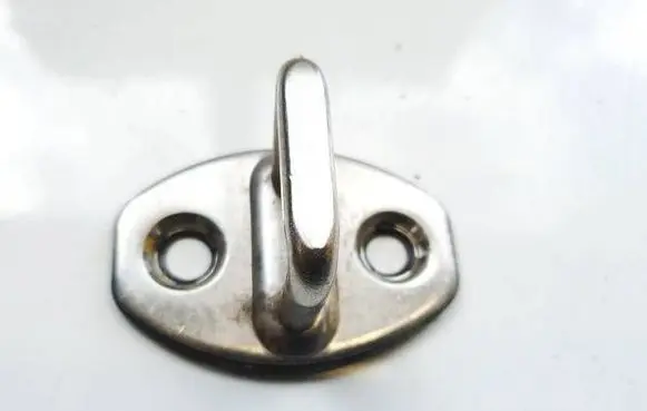Seat Leon (1P) Front door lock loop/hook striker 3C0837033B