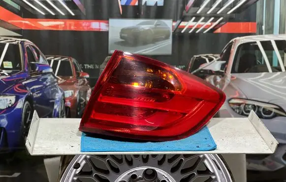 BMW 3 F30 F35 F31 Rear/tail lights 7259902