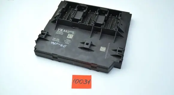 Volkswagen PASSAT B7 Comfort/convenience module 3AA937087