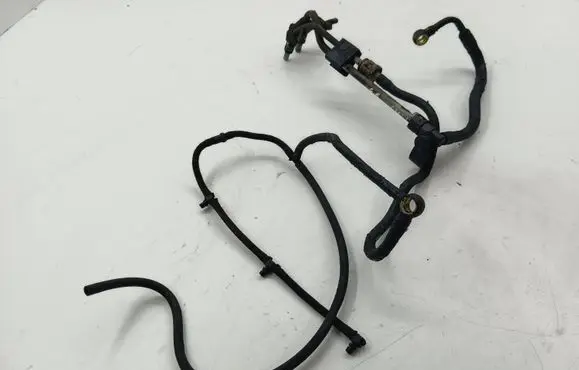 Chrysler Voyager Fuel return line/hose 