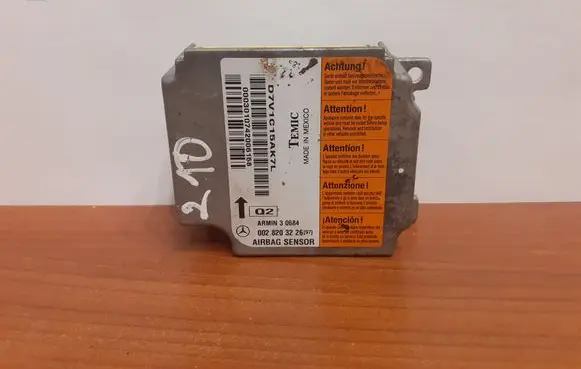 Mercedes-Benz E W210 Airbag control unit/module 0028203226 5724