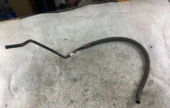 Mercedes-Benz C W202 Engine coolant pipe/hose