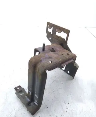 Citroen DS5 ABS pump bracket 