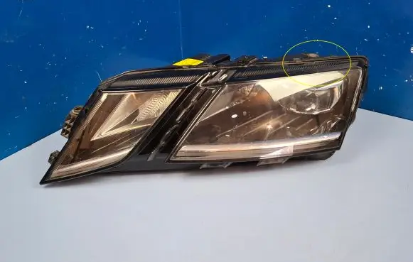 Skoda Octavia Mk3 (5E) Headlight/headlamp 5E1941015E 030110423107