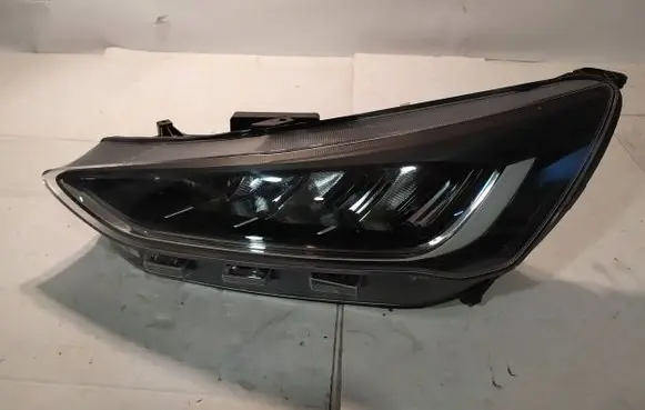 Ford Focus Headlight/headlamp 00220632