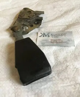 Mercedes-Benz W123 Front seatbelt buckle 1238602269
