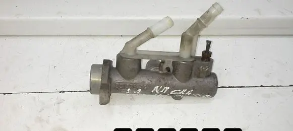 Nissan Almera Tino Master brake cylinder 2200d22157879