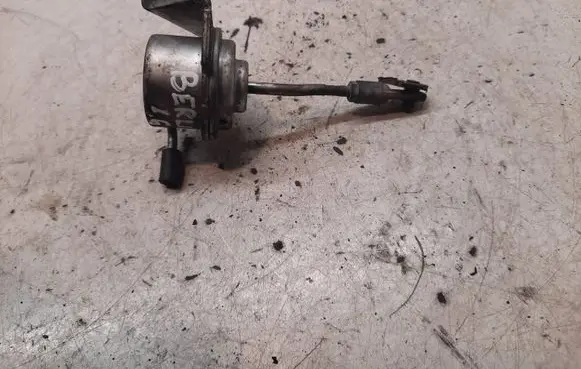 Citroen Berlingo Turbo system vacuum part 17318850