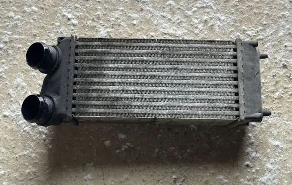 Citroen C4 Grand Picasso Intercooler radiator 9648551880