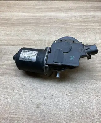 Toyota Avensis T250 Wiper motor 8511005060