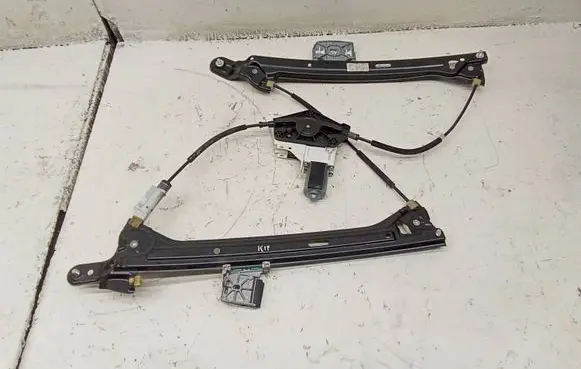 Audi A5 Sportback 8TA Front door window regulator with motor 8T0959801B 150420250070