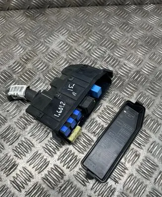 Nissan Qashqai Fuse module 243824BE0B