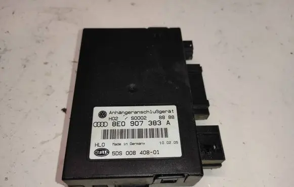 Audi A4 S4 B7 8E 8H Tow bar trailer control unit/module S0002 5DS00840801 8E0907383A