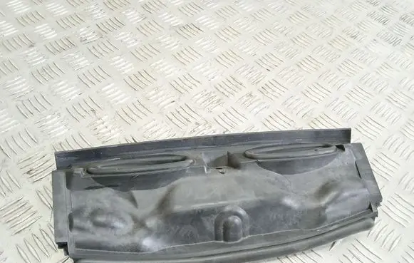 Other engine bay part