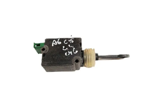 Audi A6 S6 C5 4B Tailgate boot lock/latch motor 4B5962115B