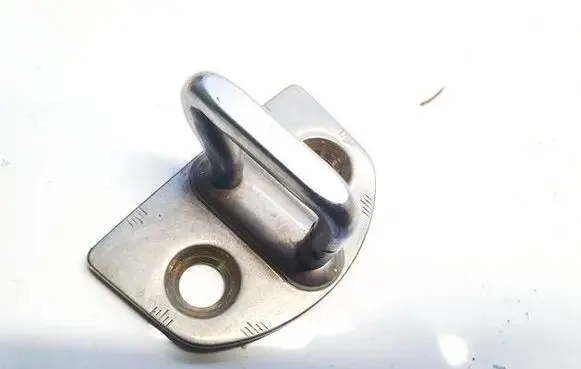 Skoda Octavia Mk2 (1Z) Front door lock loop/hook striker 1u0837033b