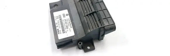 Audi Q7 4L Power management control unit 4F0907280B F005S00101 4F0910280