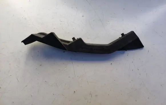 Porsche Cayenne (92A) Fender mounting bracket 7P5807889