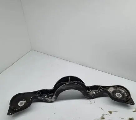 BMW 3 E46 Rear differential/diff mount bracket 