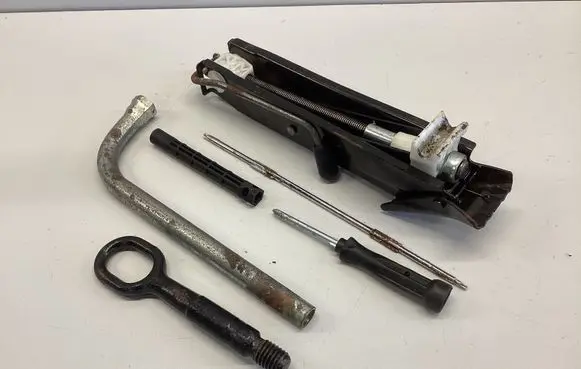 Audi A1 Tool set