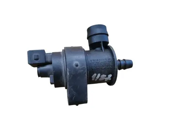 Volvo S60 Vacuum valve 31104896