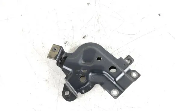 Audi e-tron Fender mounting bracket 4KE821467