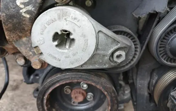 Chrysler Sebring (JS) Generator/alternator belt tensioner 04891659aa 400390