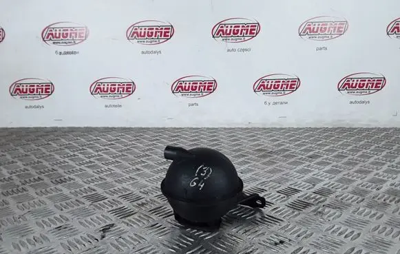 Volkswagen Golf IV Vacuum air tank 054129808
