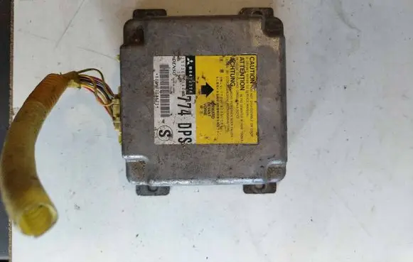 Mitsubishi Pajero Airbag control unit/module MR472774