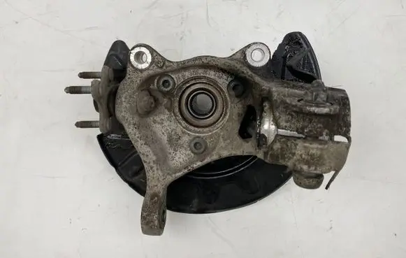 Audi Q2 - Front wheel hub 5Q0401258A